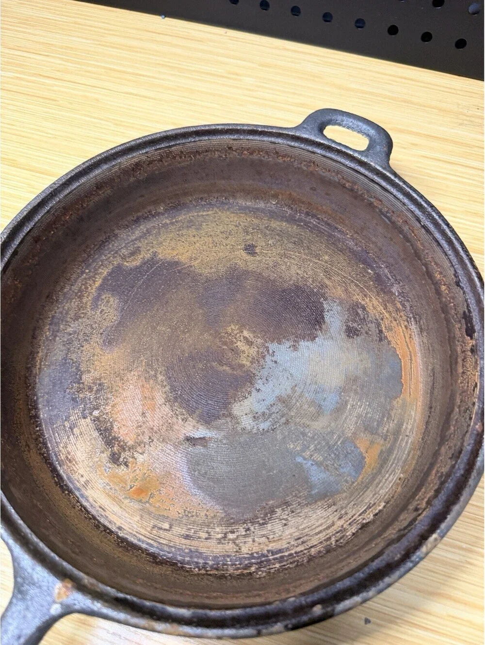 VTG Cast Iron Skillet Frying Pan 10 Inch Wood Handle Helper Tab Rustic Taiwan